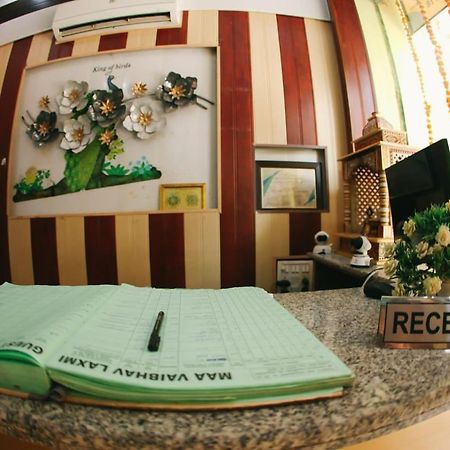Maa Vaibhav Laxmi Guest House Risikés Kültér fotó