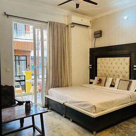 Maa Vaibhav Laxmi Guest House Risikés Kültér fotó