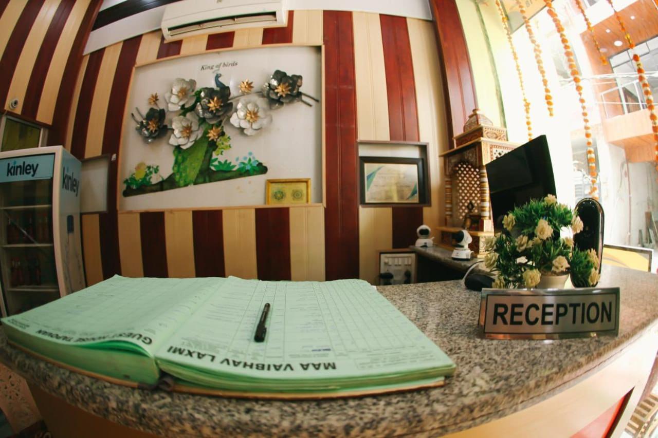 Maa Vaibhav Laxmi Guest House Risikés Kültér fotó