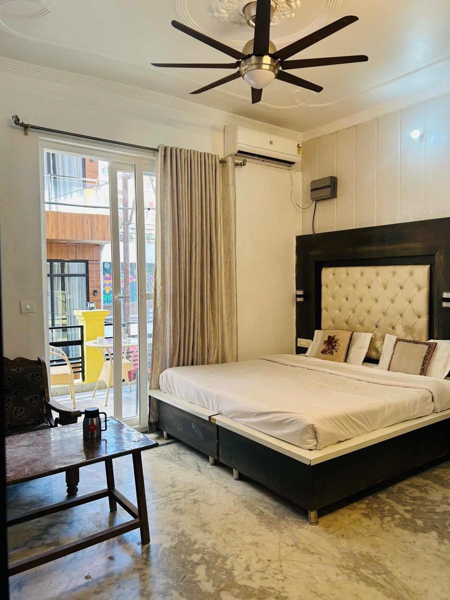 Maa Vaibhav Laxmi Guest House Risikés Kültér fotó